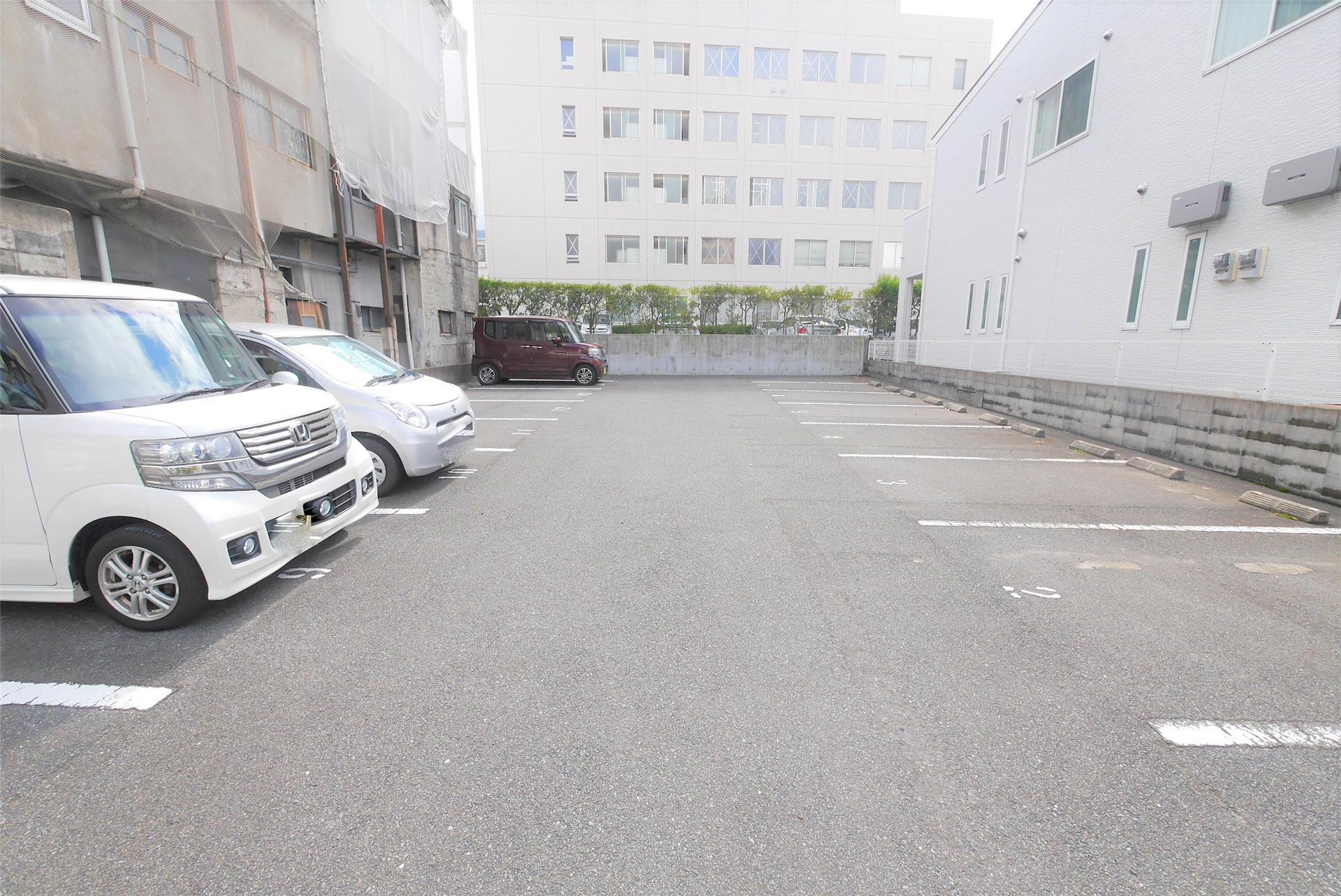 西本町4丁目藤田駐車場の外観・駐車場イメージ3枚目