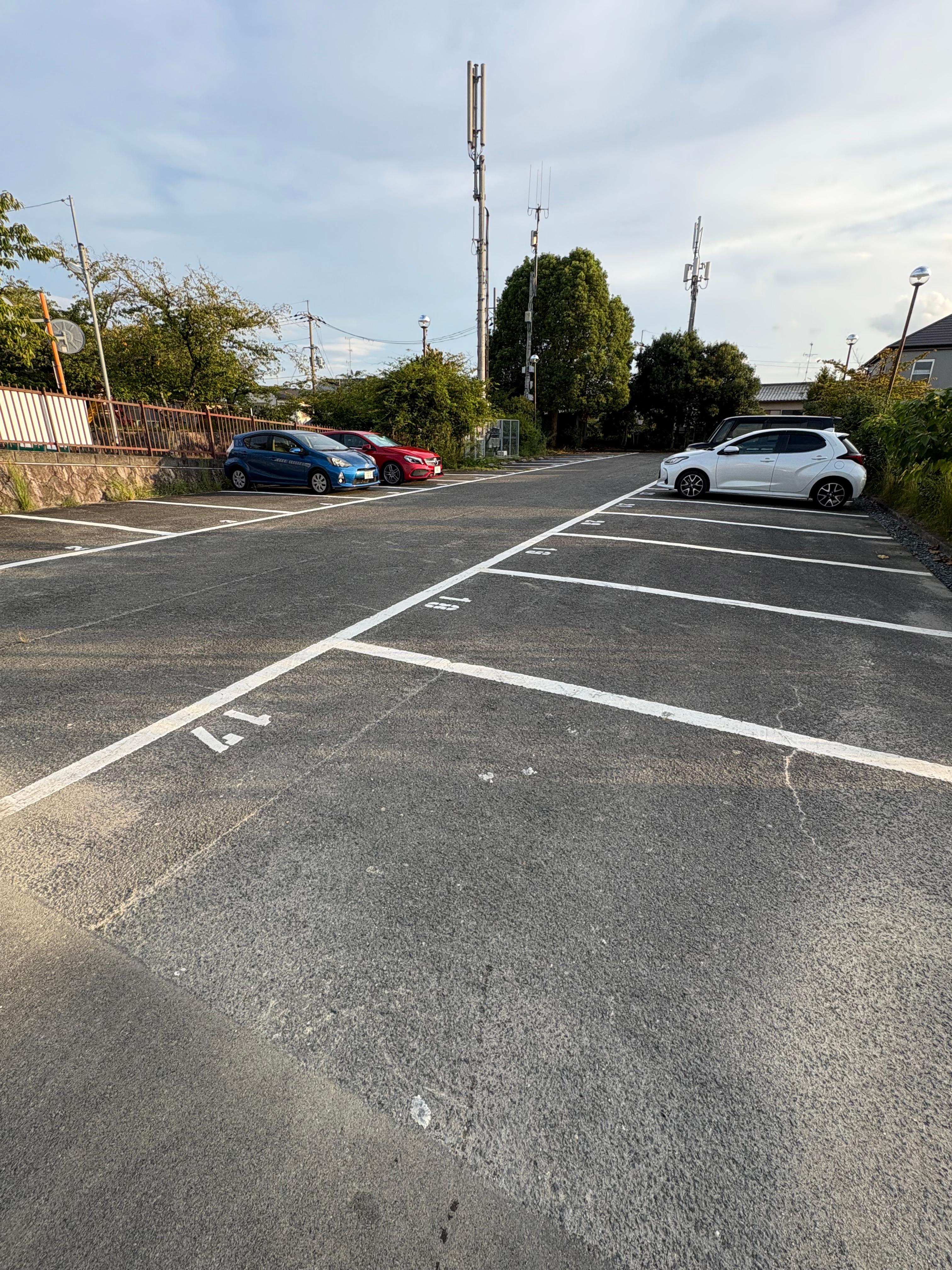 寺田尼塚駐車場の外観・駐車場イメージ3枚目