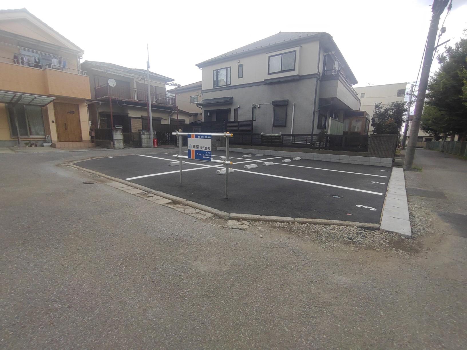 東中新宿駐車場の外観・駐車場イメージ1枚目