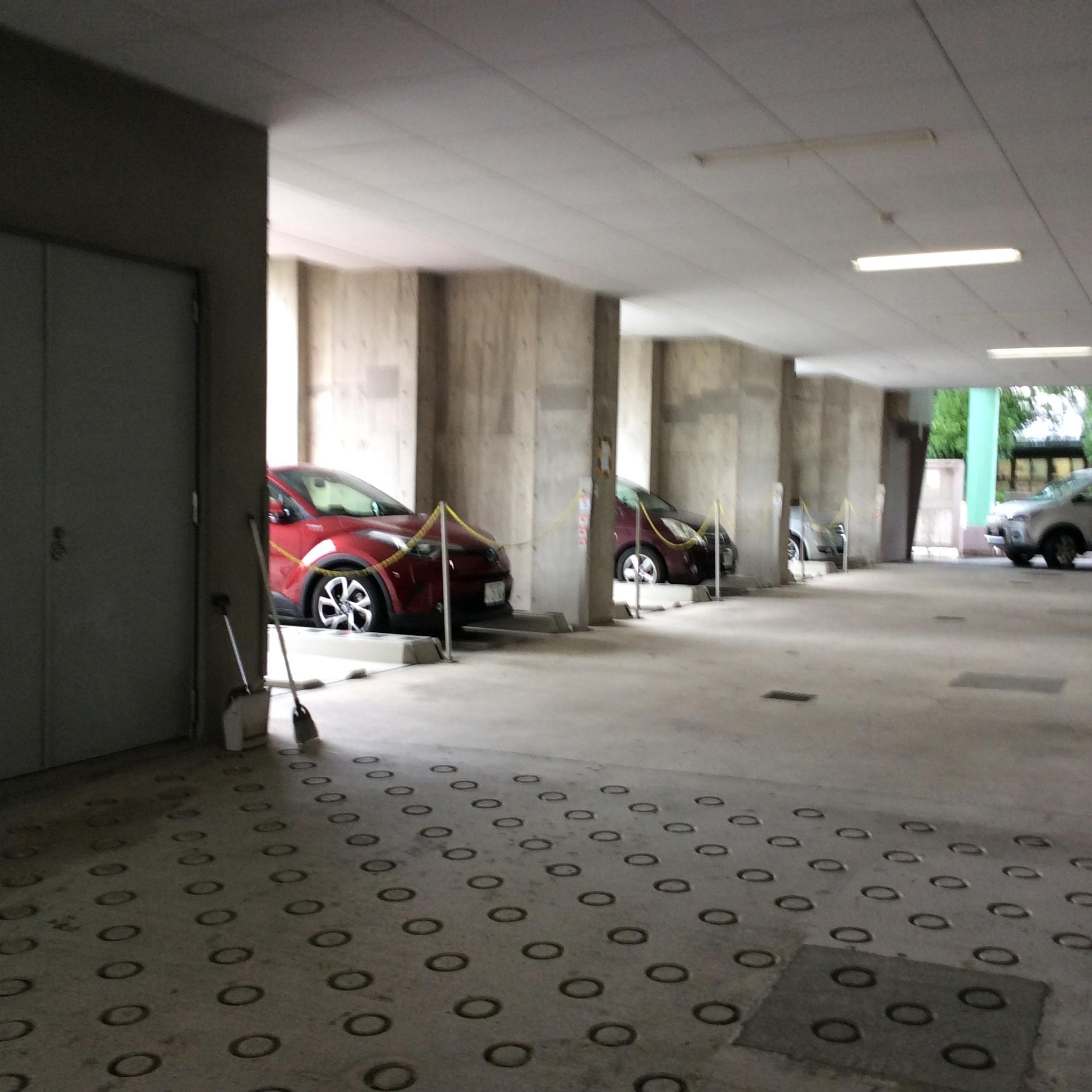 リーベスト東神奈川の外観・駐車場イメージ1枚目