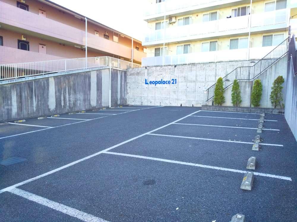 岸町(43075)の外観・駐車場イメージ1枚目