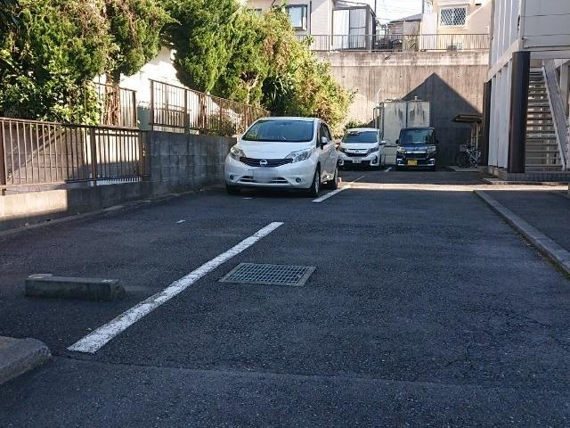 ベルコート(18451)の外観・駐車場イメージ1枚目
