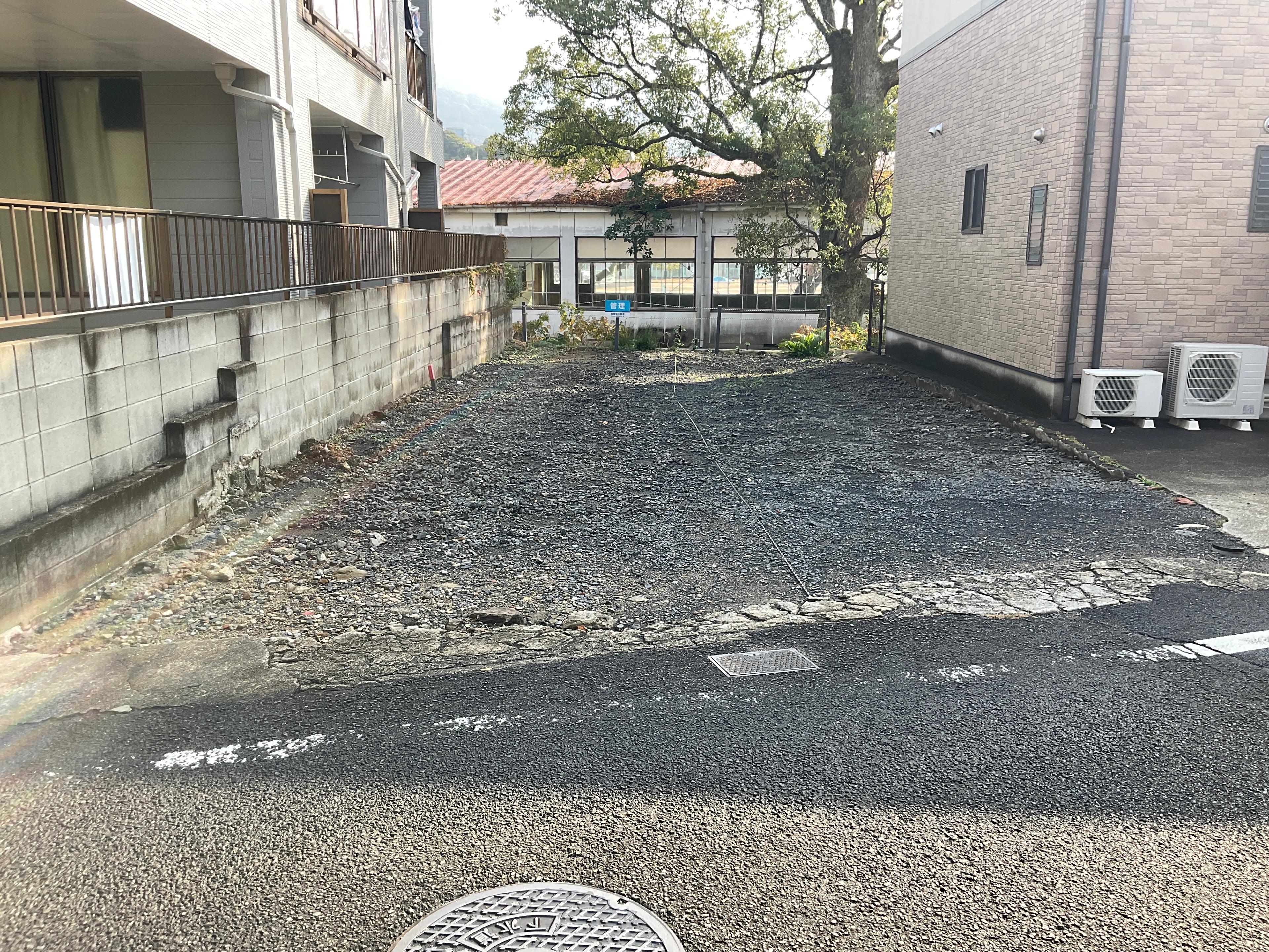 石坂町月極駐車場の外観・駐車場イメージ1枚目