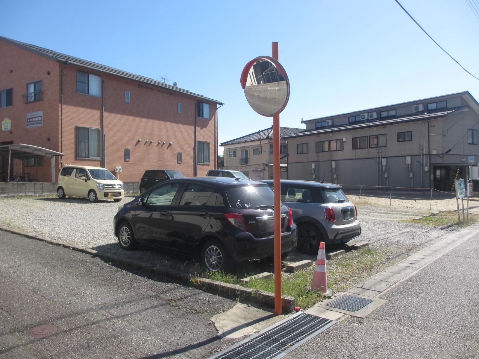 第20駐車場の外観・駐車場イメージ3枚目