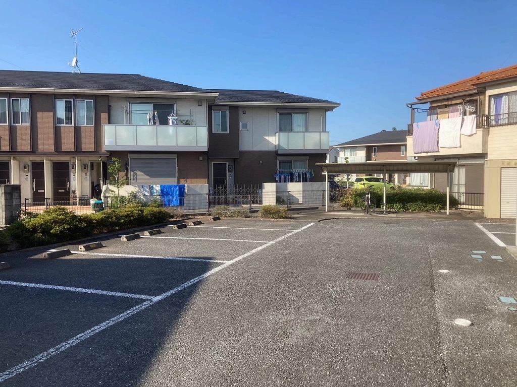 エトワール(28729)の外観・駐車場イメージ1枚目