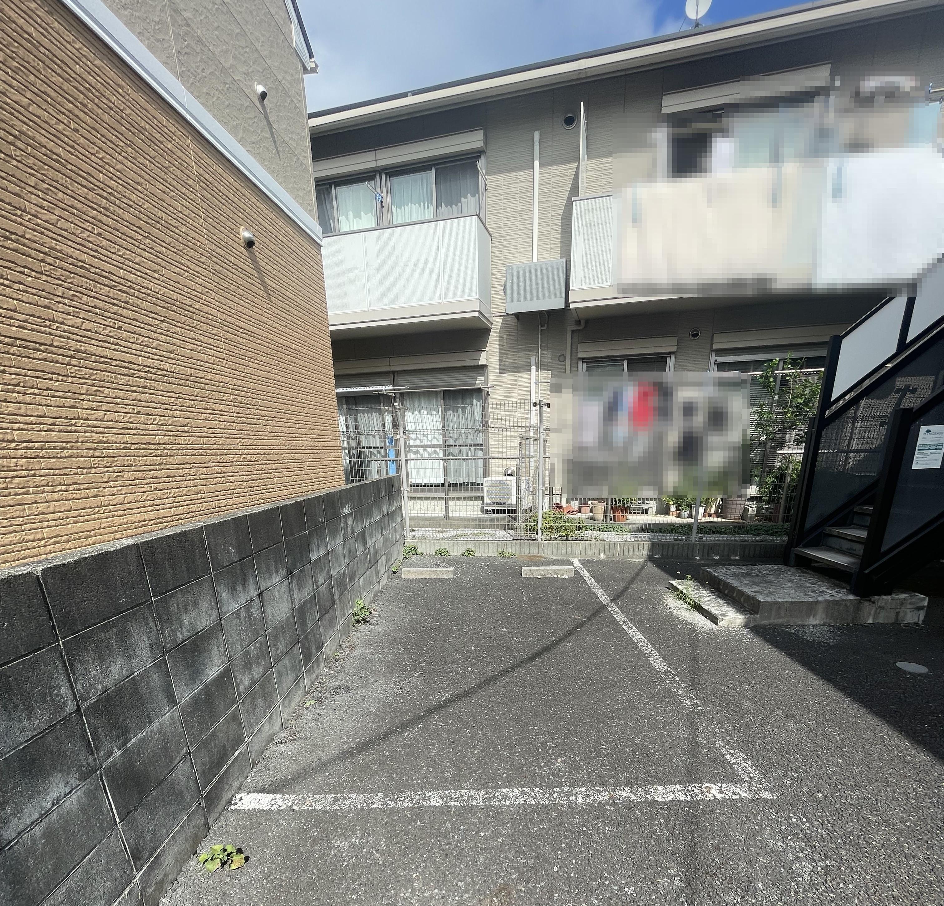 ラ・フォーレ西国立の外観・駐車場イメージ1枚目