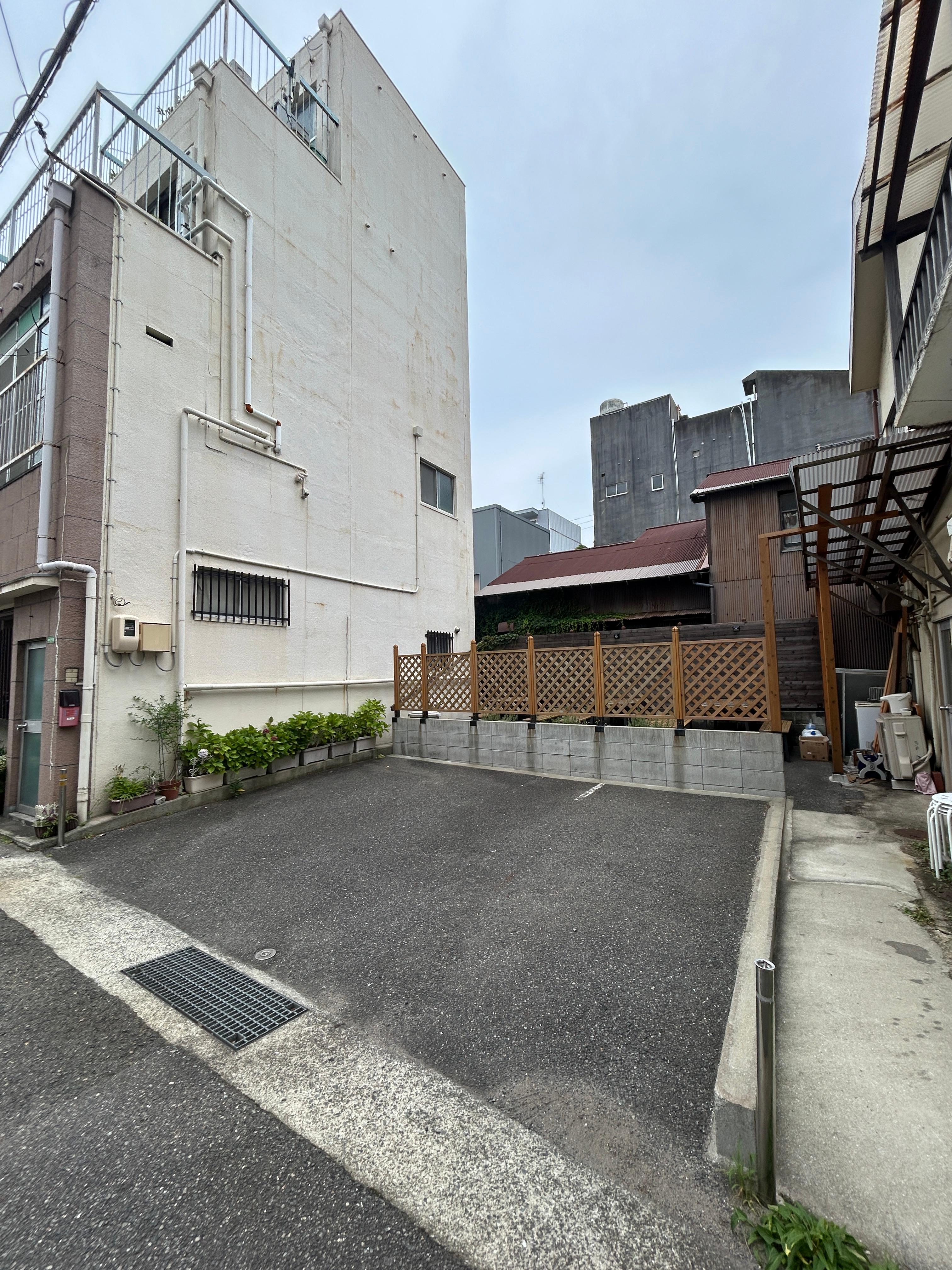 中之町W駐車場の外観・駐車場イメージ1枚目