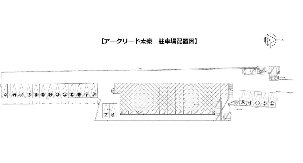 アークリード太秦の駐車配置図