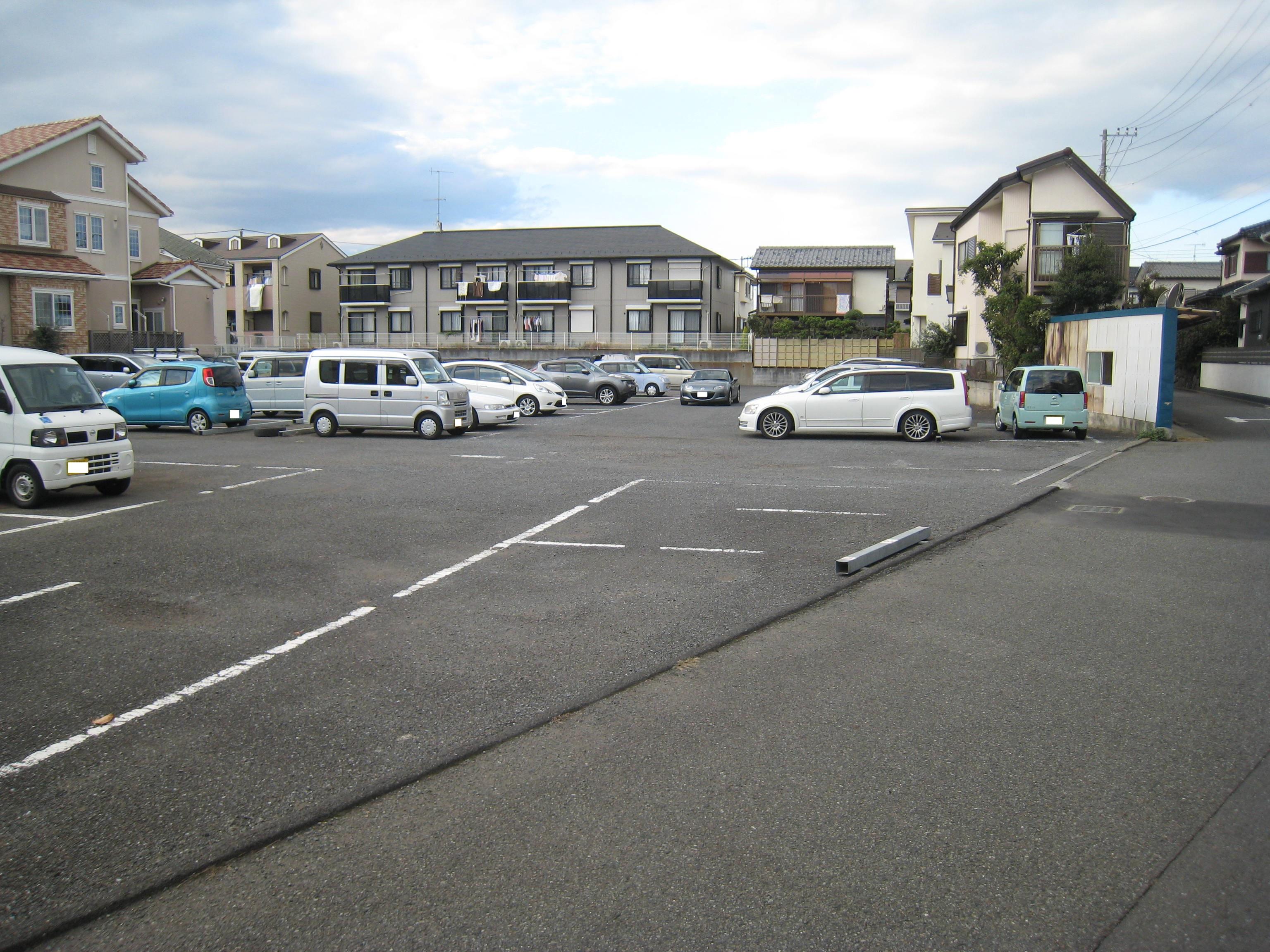 柏木公園入口駐車場の外観・駐車場イメージ1枚目