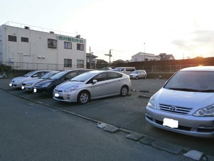 春川駐車場の外観・駐車場イメージ2枚目