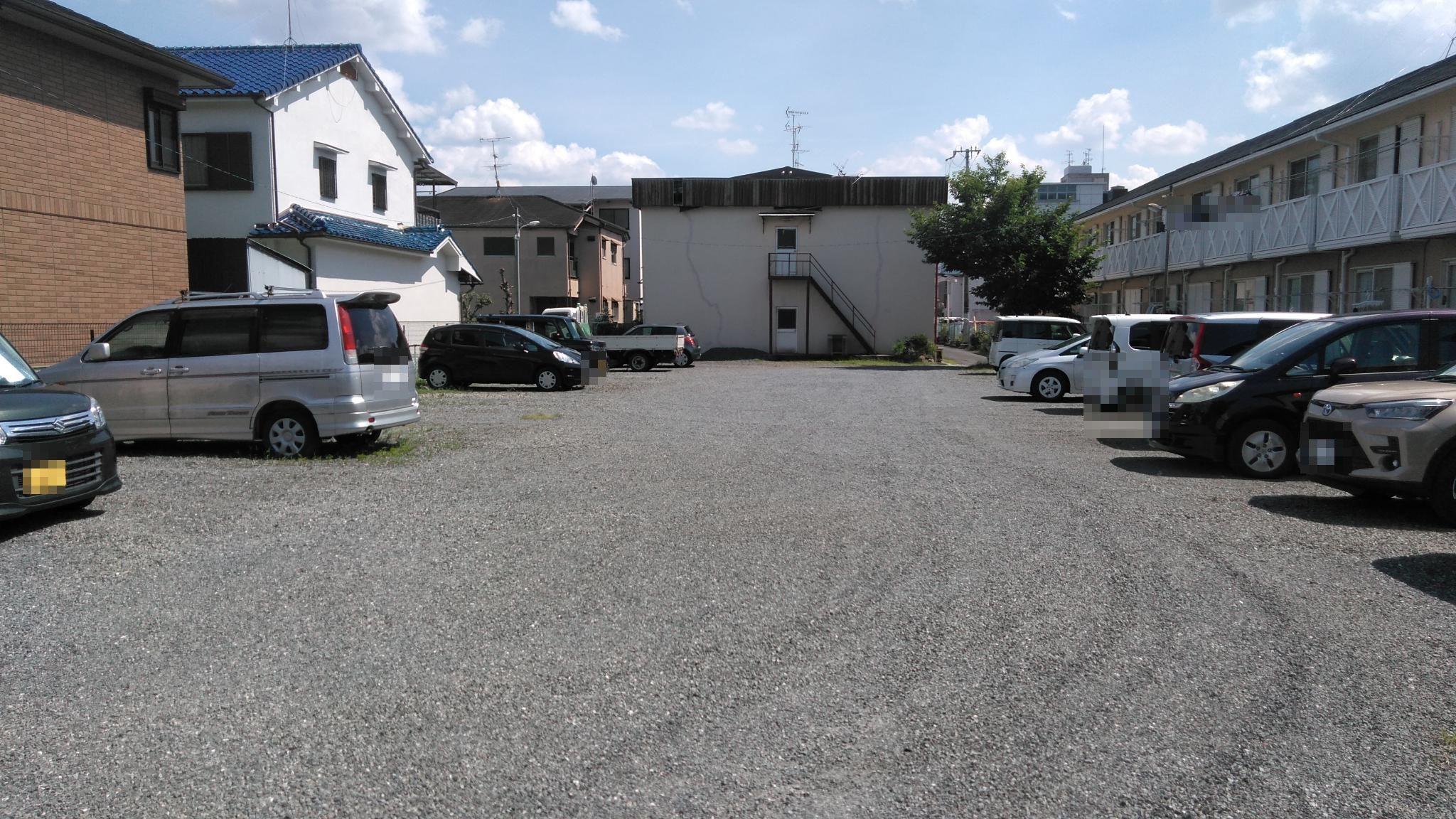 岸モータープールの外観・駐車場イメージ2枚目