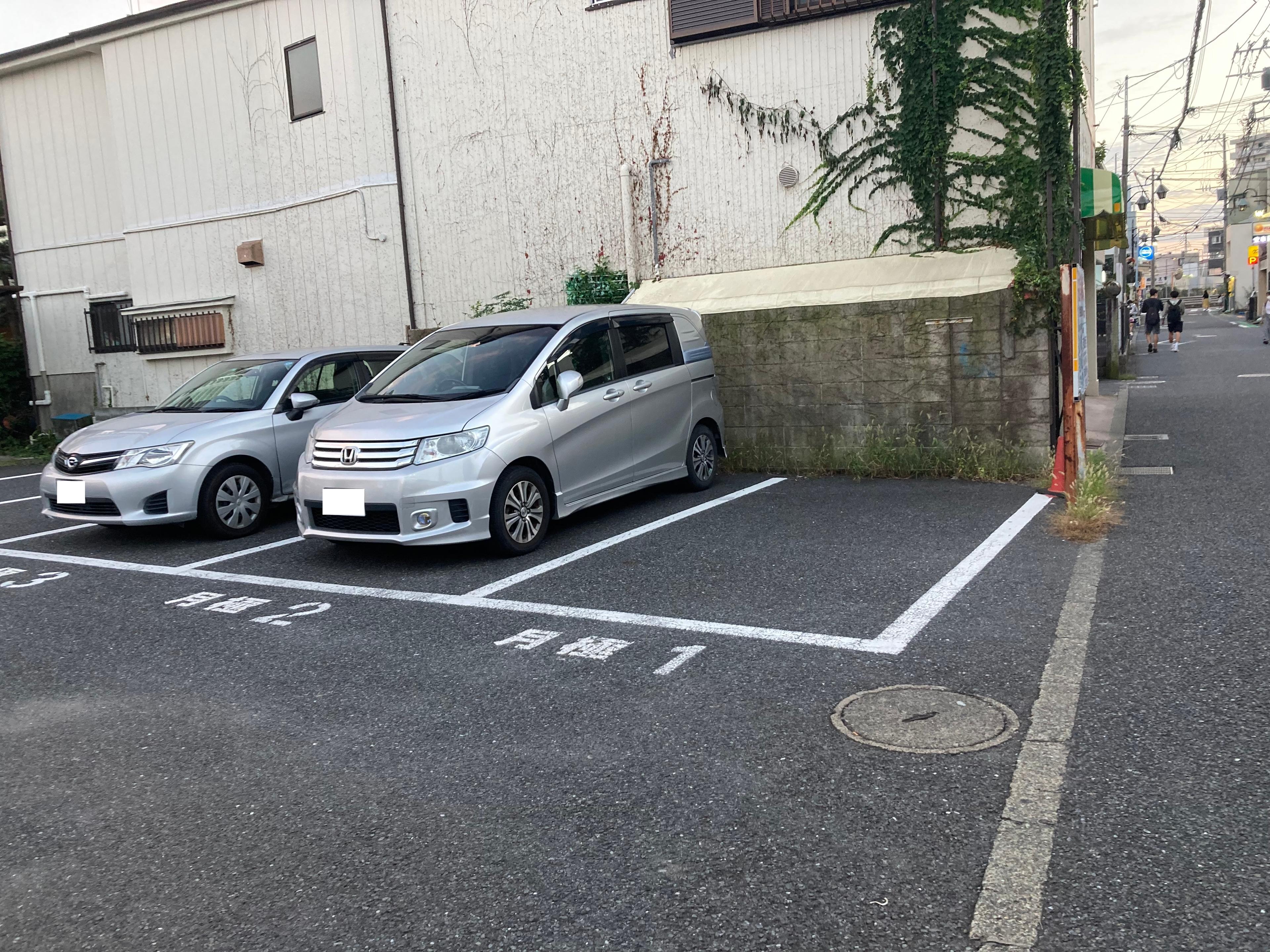 新町通り駐車場の外観・駐車場イメージ2枚目