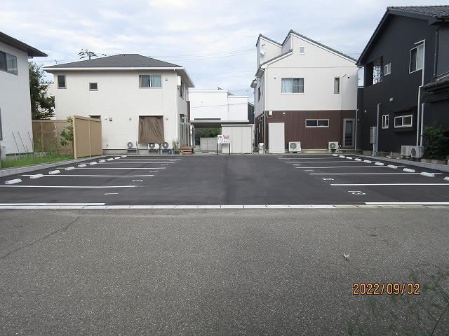 青空パーク大島の外観・駐車場イメージ1枚目