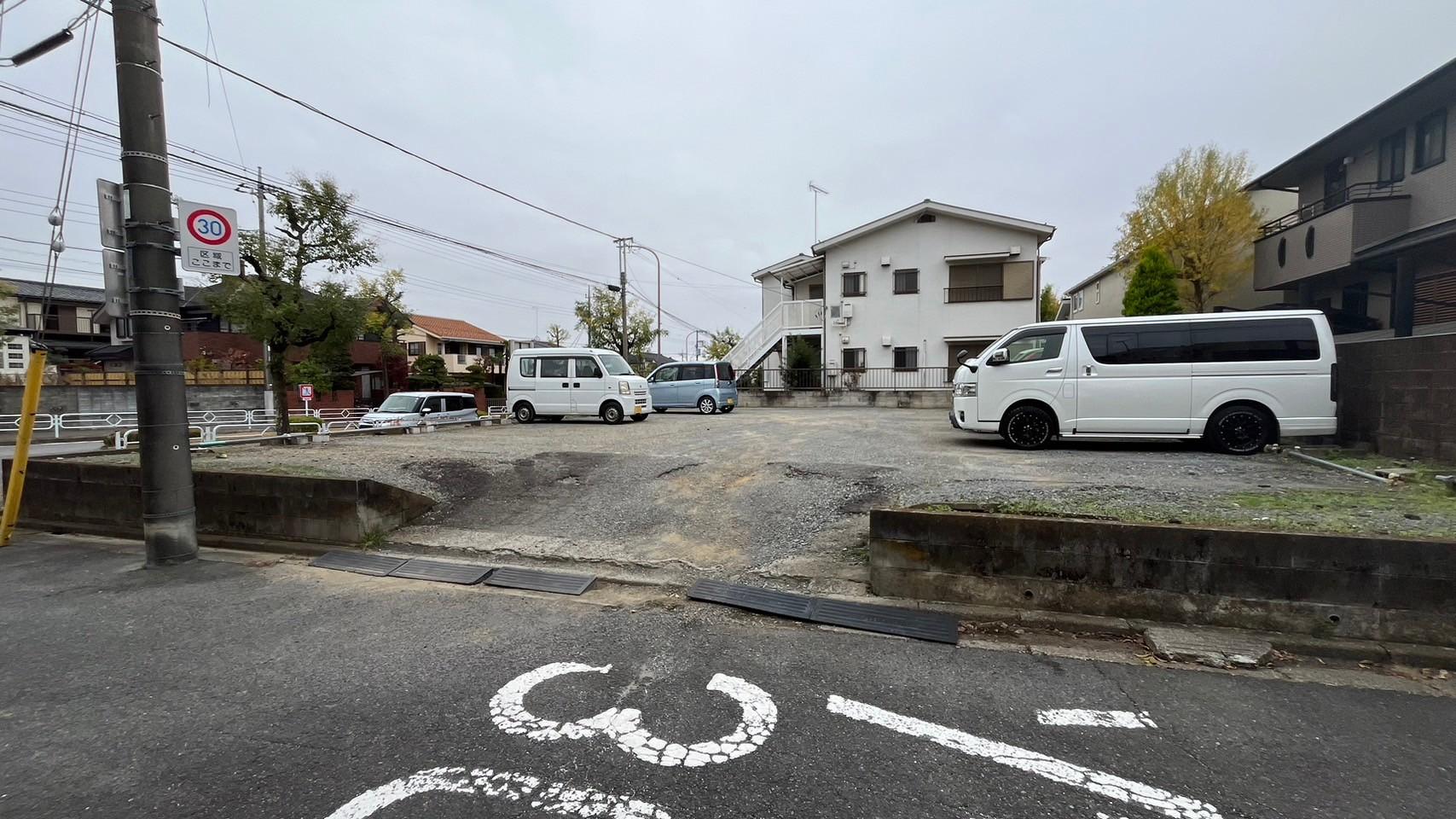 ４－２駐車場の外観・駐車場イメージ1枚目