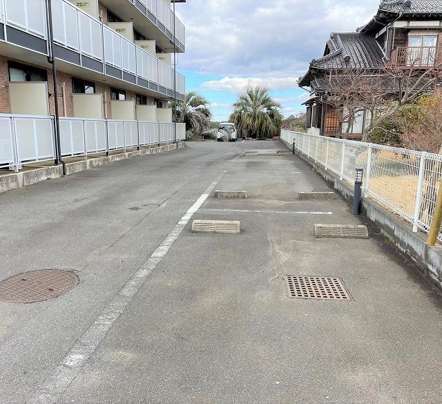 ル　パサージュ(45031)の外観・駐車場イメージ2枚目