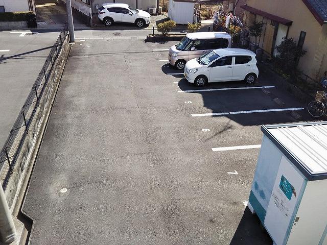 クサマ(12862)の外観・駐車場イメージ1枚目