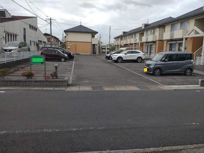 FKハピネス幡山駐車場の外観・駐車場イメージ1枚目
