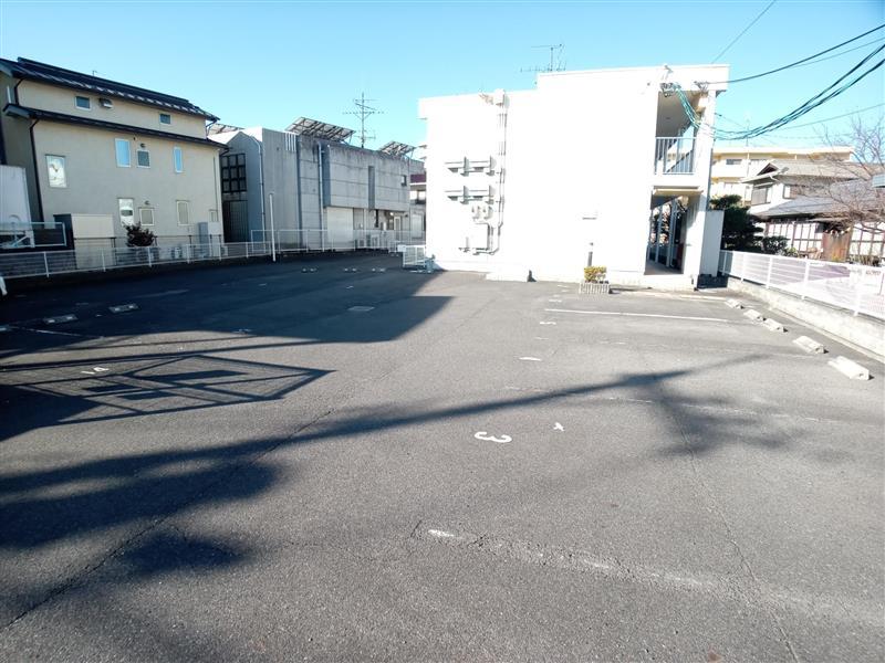 ラティエーラ１(23549)の外観・駐車場イメージ2枚目