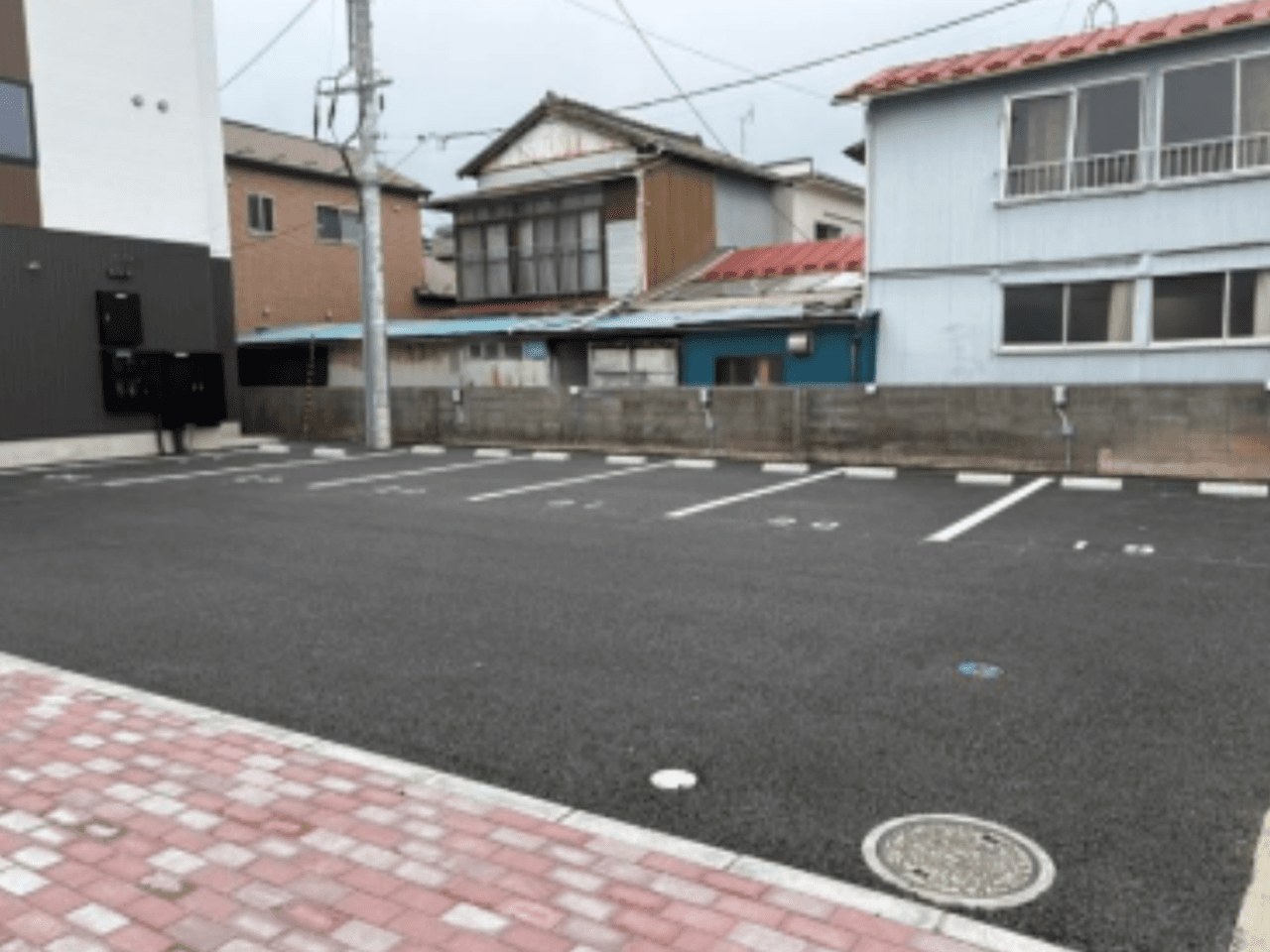 アドア小田原泉丁　月極駐車場の外観・駐車場イメージ2枚目