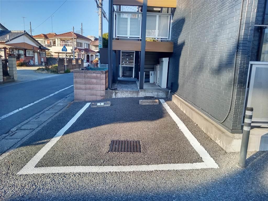 プロミネンス(31305)の外観・駐車場イメージ1枚目