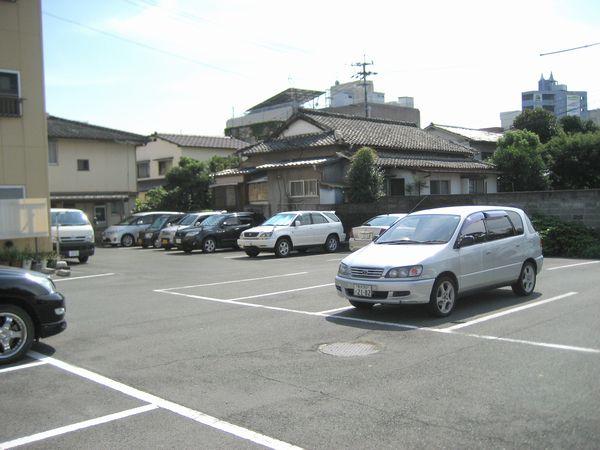 大江5丁目駐車場の外観・駐車場イメージ2枚目