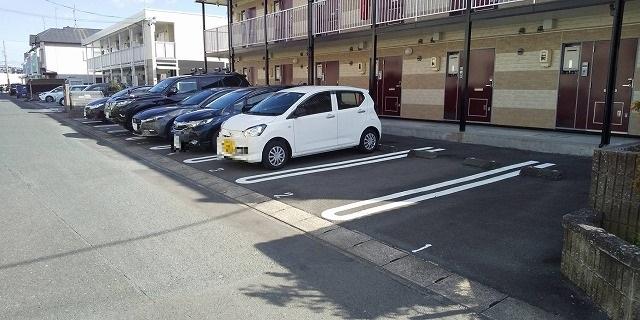 トレド(28479)の外観・駐車場イメージ1枚目