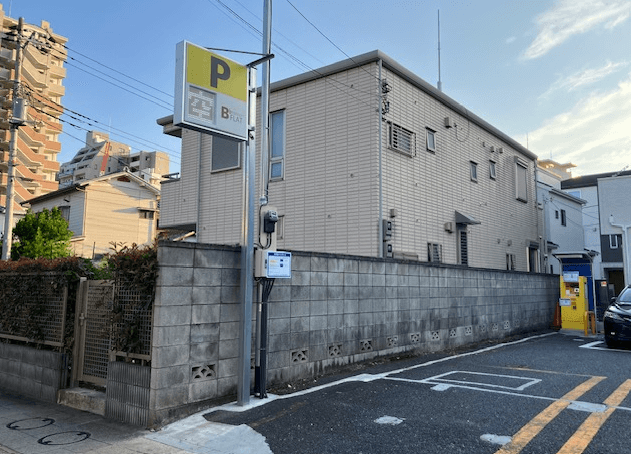 ビーフラット竹ノ塚6丁目第2の外観・駐車場イメージ1枚目