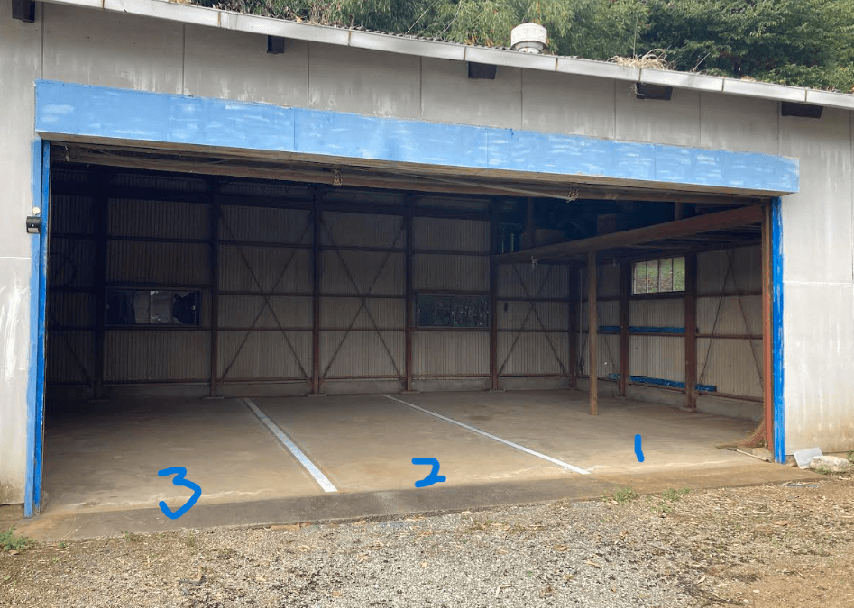 秦野市鶴巻月極駐車場の外観・駐車場イメージ1枚目