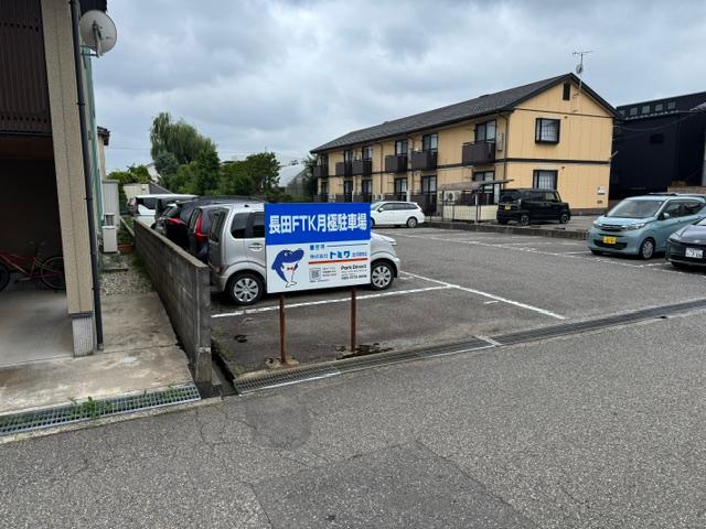 長田FTK月極駐車場の外観・駐車場イメージ2枚目