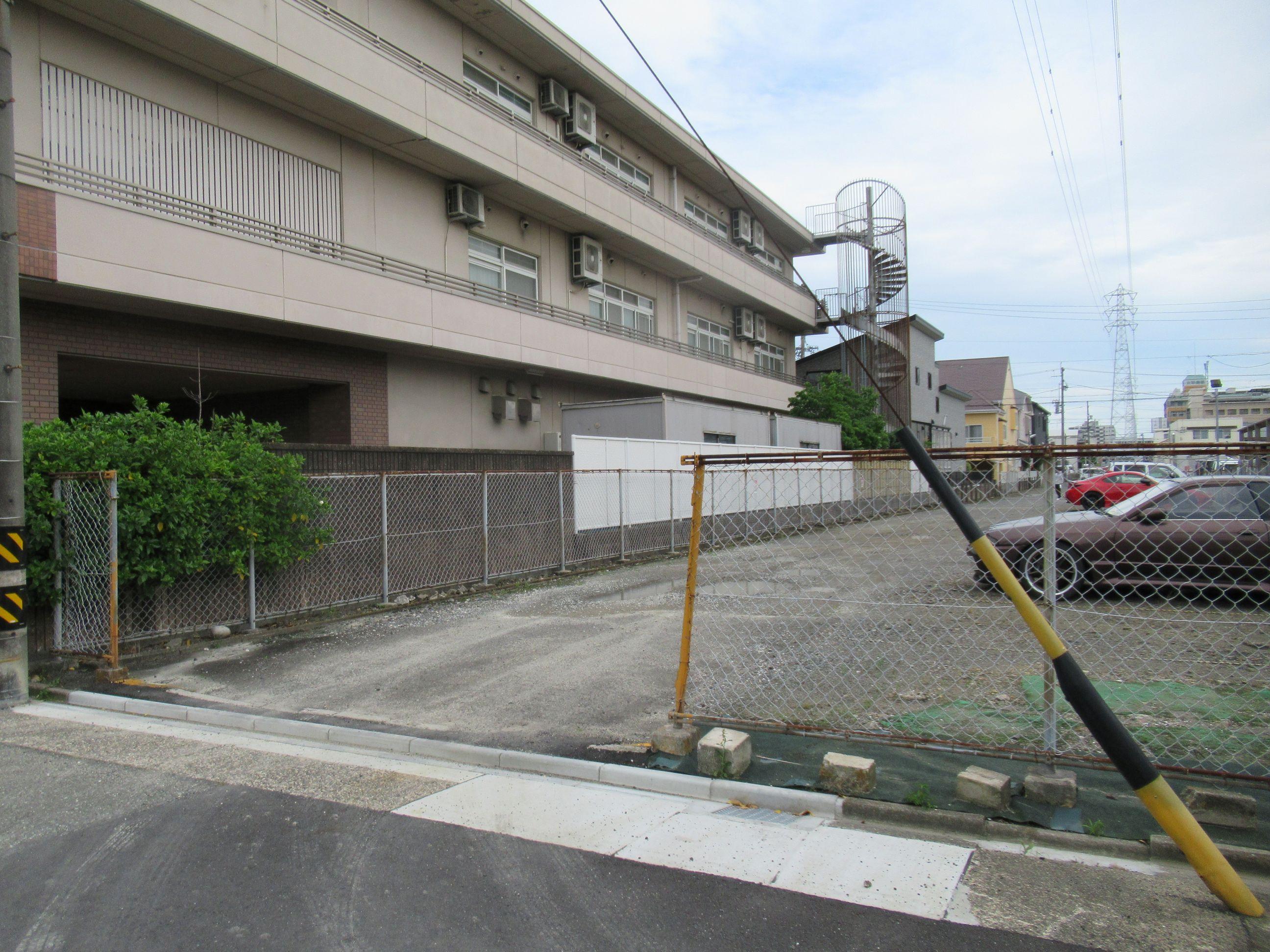 高杉第4駐車場の外観・駐車場イメージ2枚目