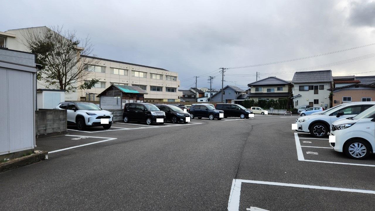 大工町頭27-1高田駐車場の外観・駐車場イメージ1枚目