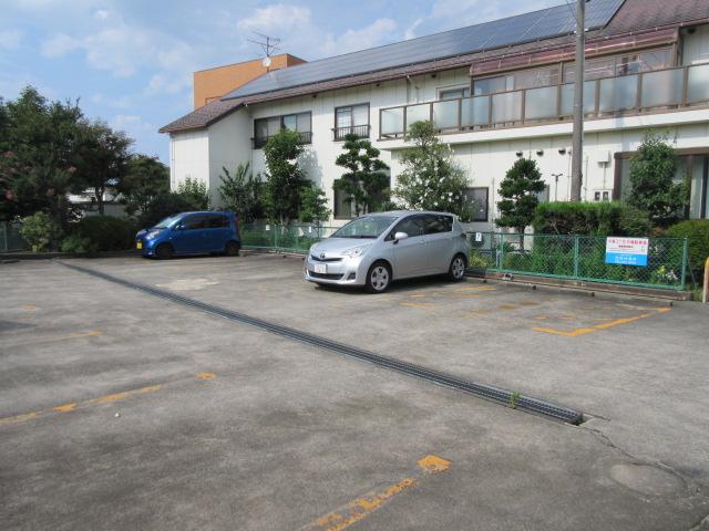 中島3丁目月極駐車場の外観・駐車場イメージ1枚目