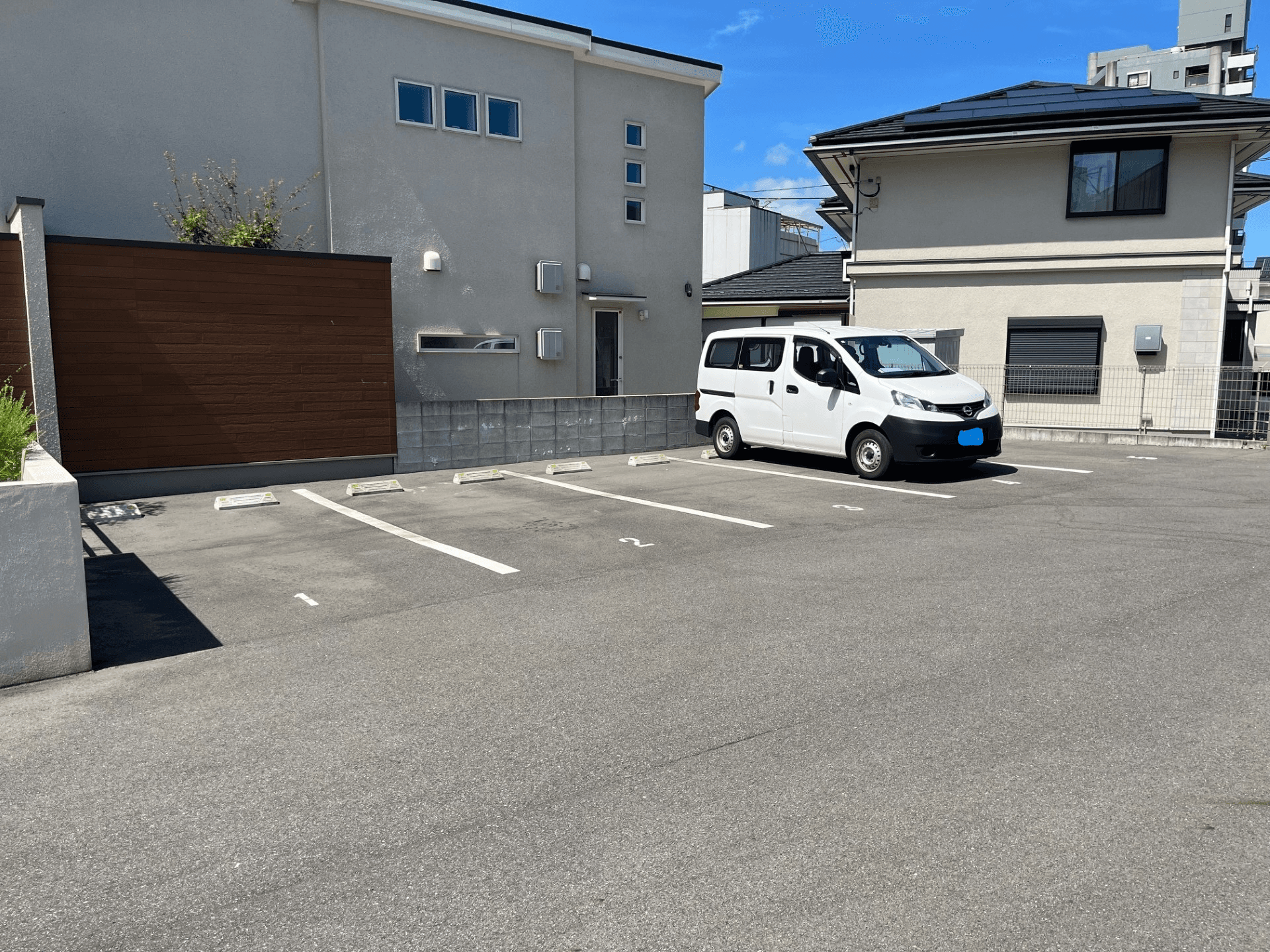 木町4-Jの外観・駐車場イメージ1枚目