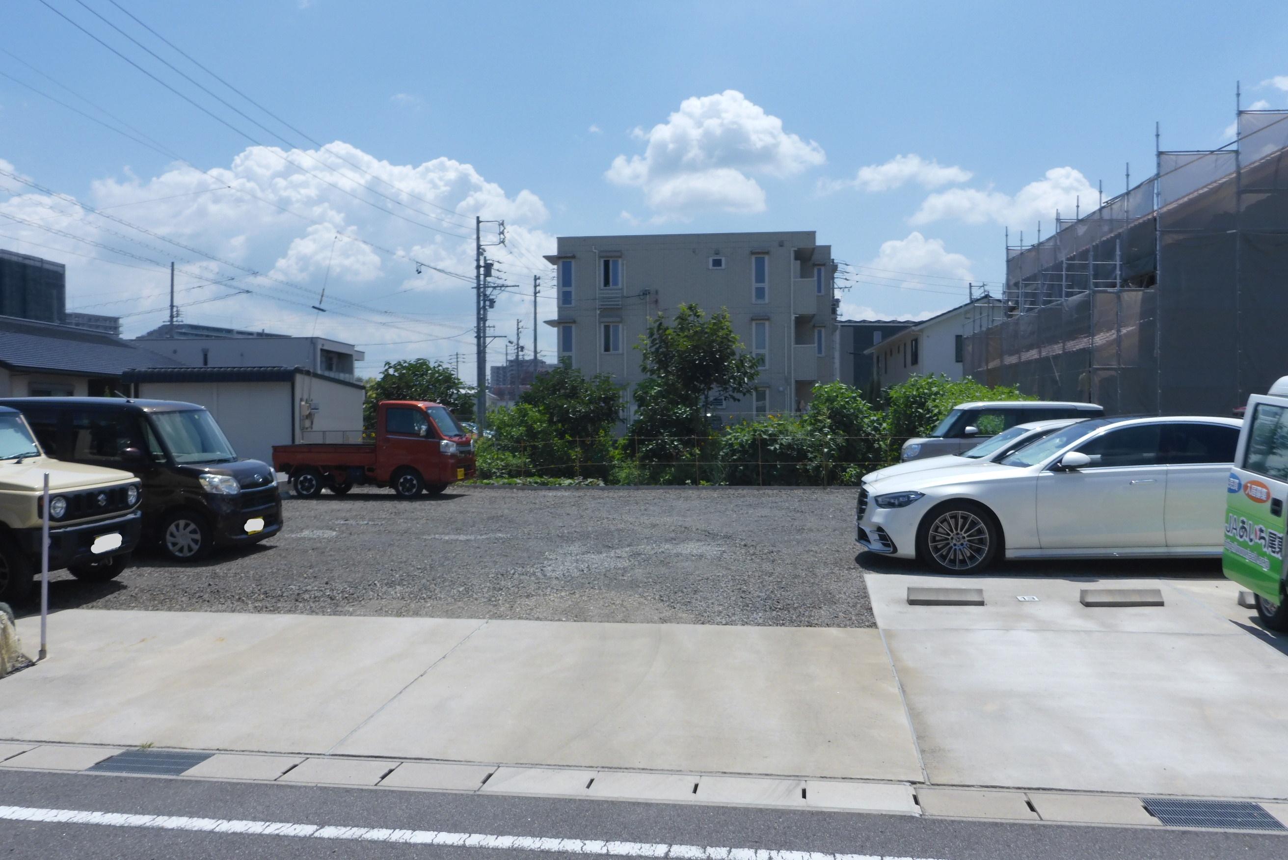 下山第８駐車場の外観・駐車場イメージ1枚目