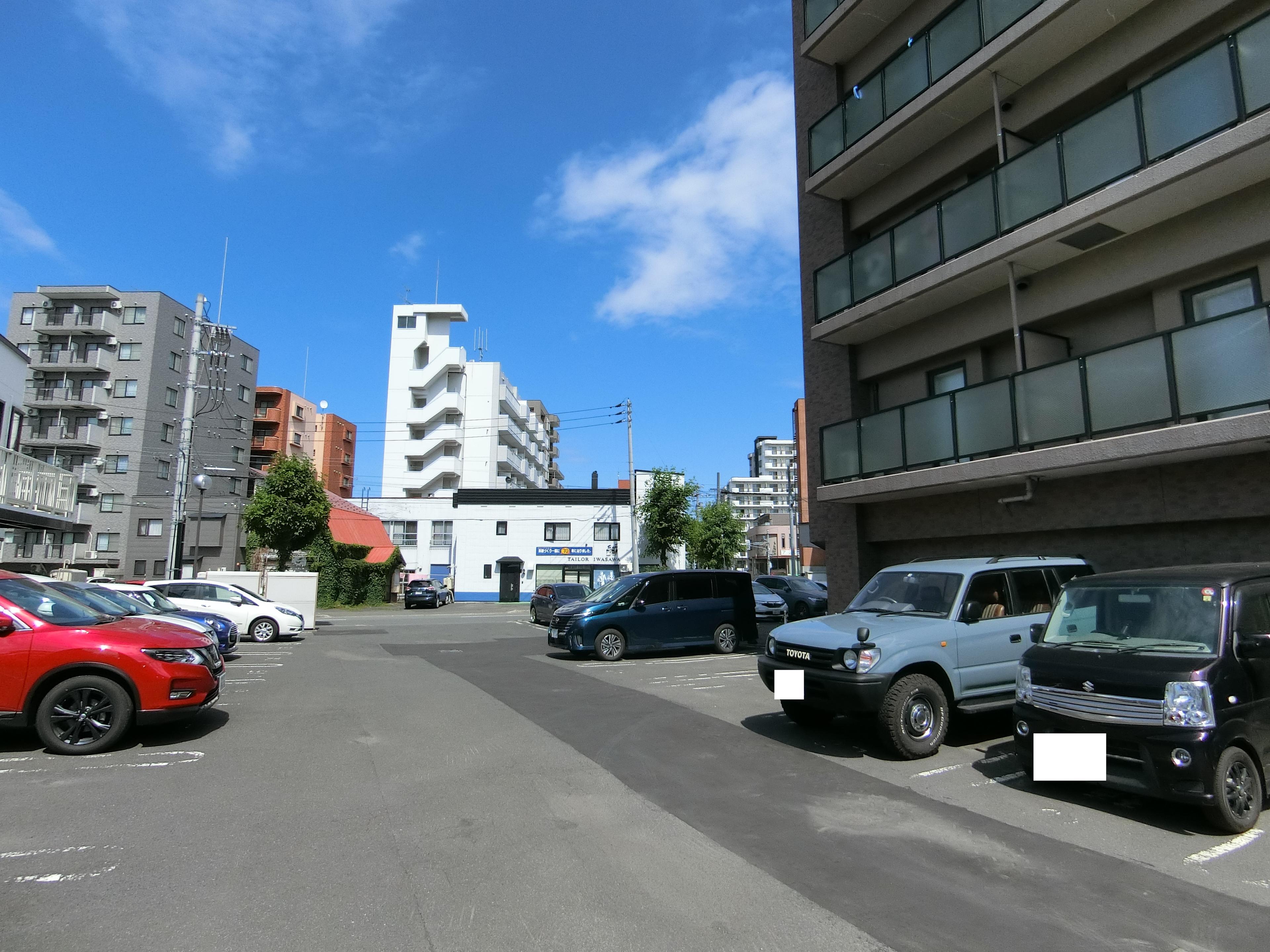 ユニエトワール北大前（駐車場）の外観・駐車場イメージ2枚目
