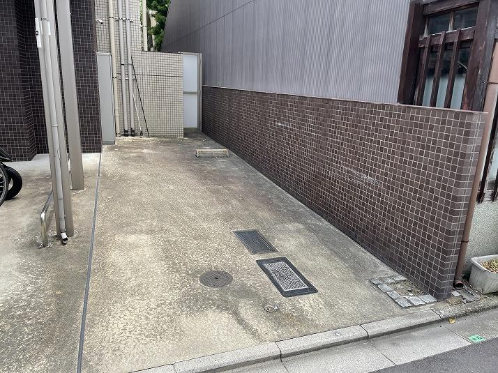 クレドール西陣の外観・駐車場イメージ1枚目
