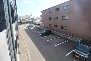 松山インター(31439)の外観・駐車場イメージ1枚目