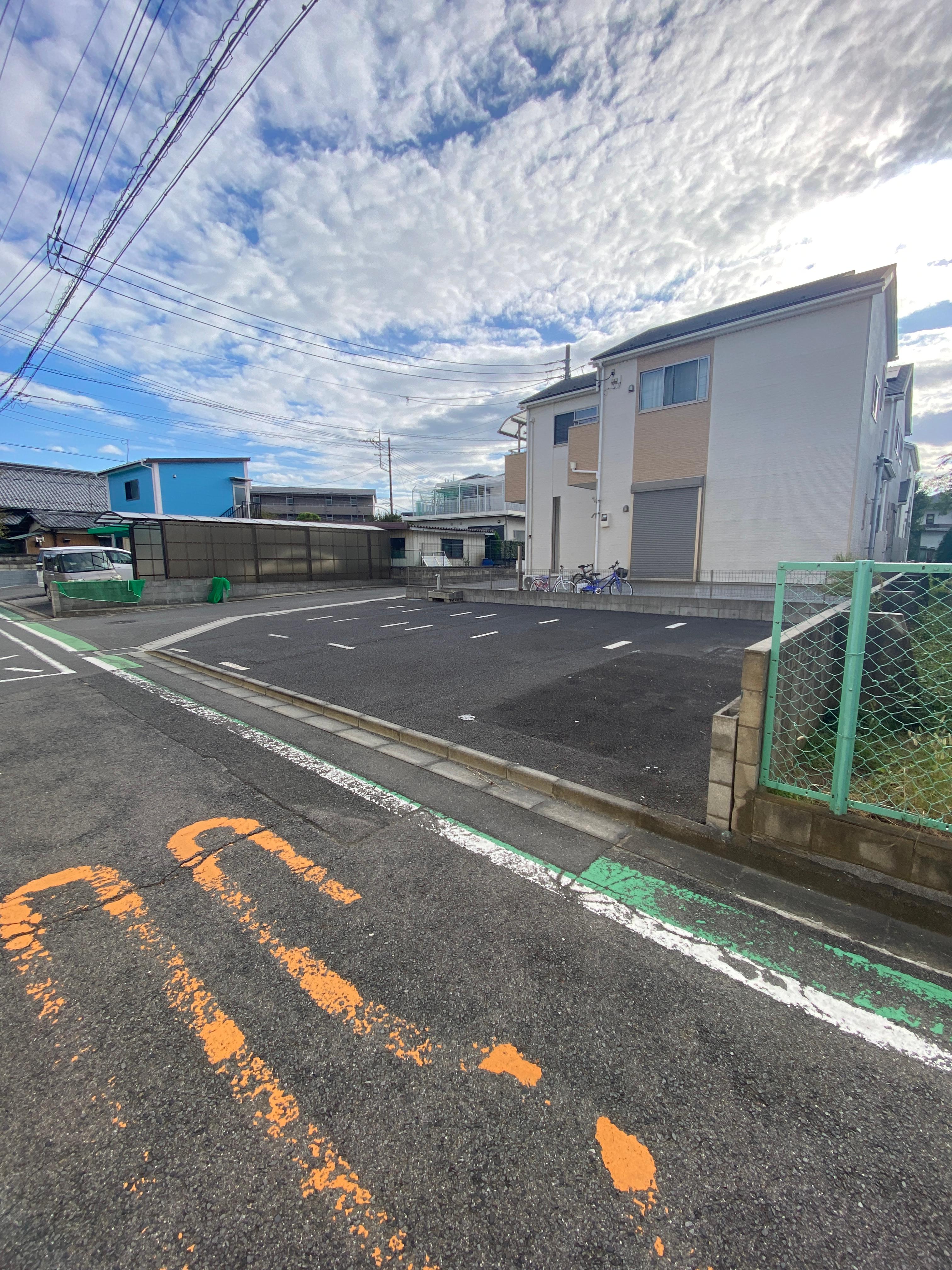 八潮7丁目Y駐車場の外観・駐車場イメージ2枚目