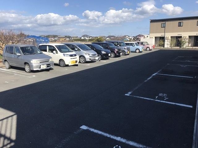 スターガーデン(24953)の外観・駐車場イメージ1枚目