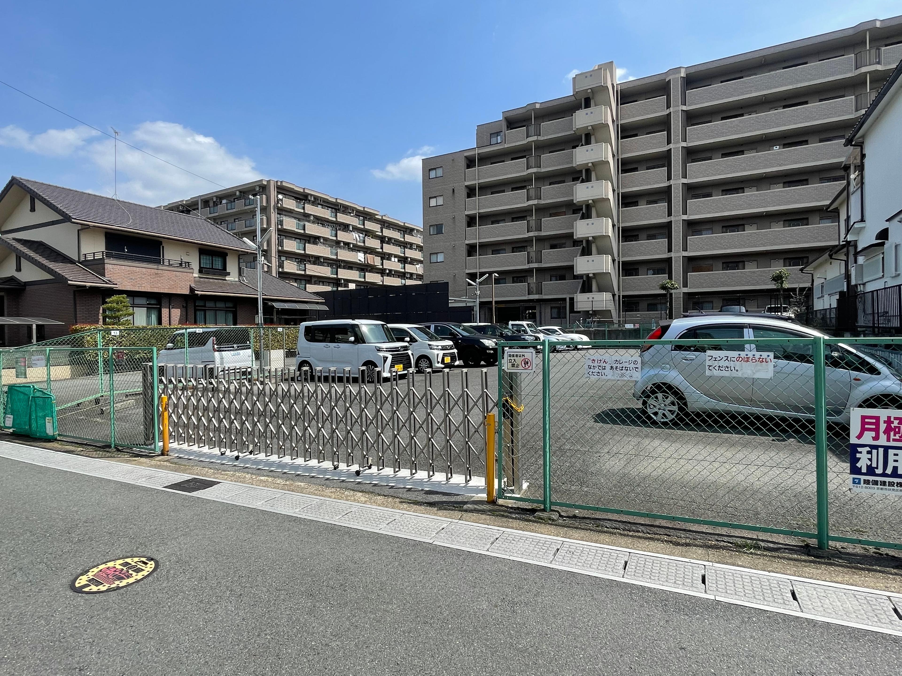 谷下りガレージの外観・駐車場イメージ3枚目