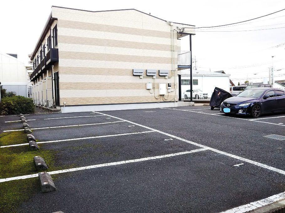 ＬＥＯ　ＷＩＮ　Ｍ(24511)の外観・駐車場イメージ1枚目