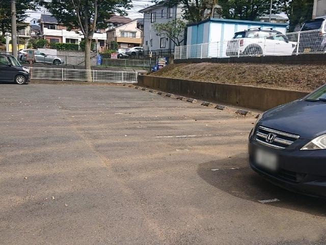 フォンターナＢ(20204)の外観・駐車場イメージ1枚目