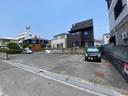 金原ガレージの駐車場