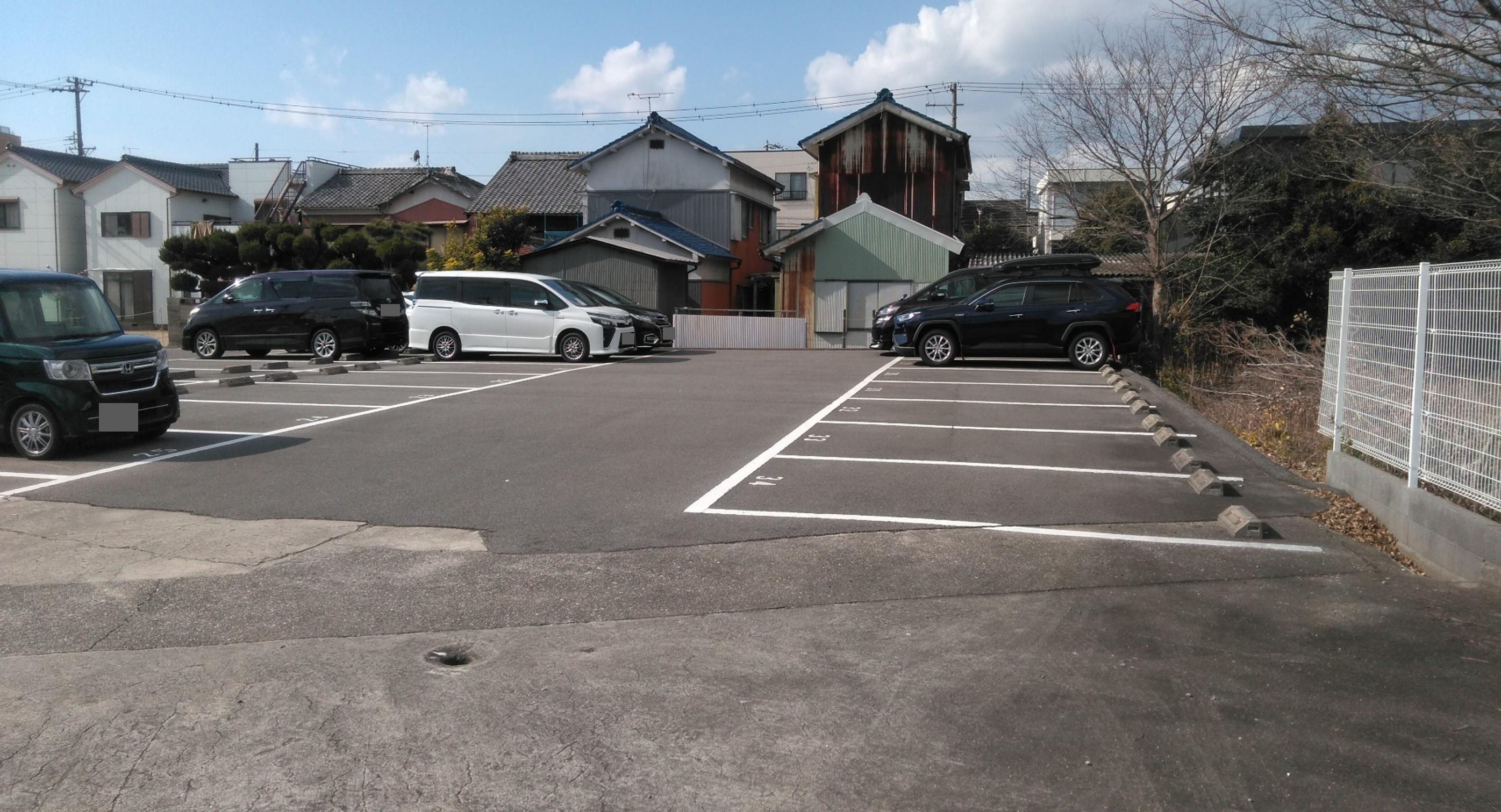 ＮＩＳＨＩＮＯＵパーキングの外観・駐車場イメージ1枚目