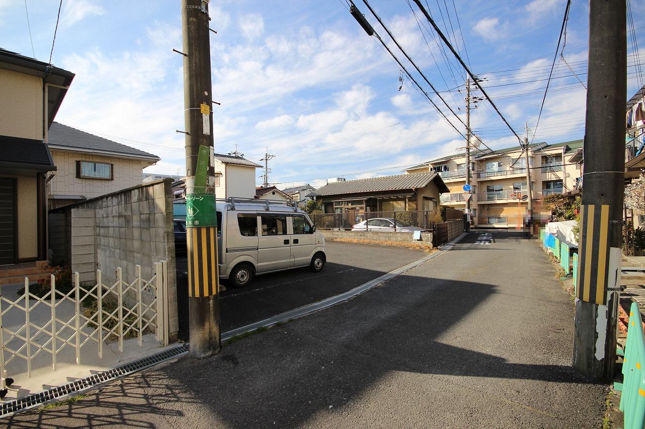 中津町松葉駐車場の外観・駐車場イメージ1枚目