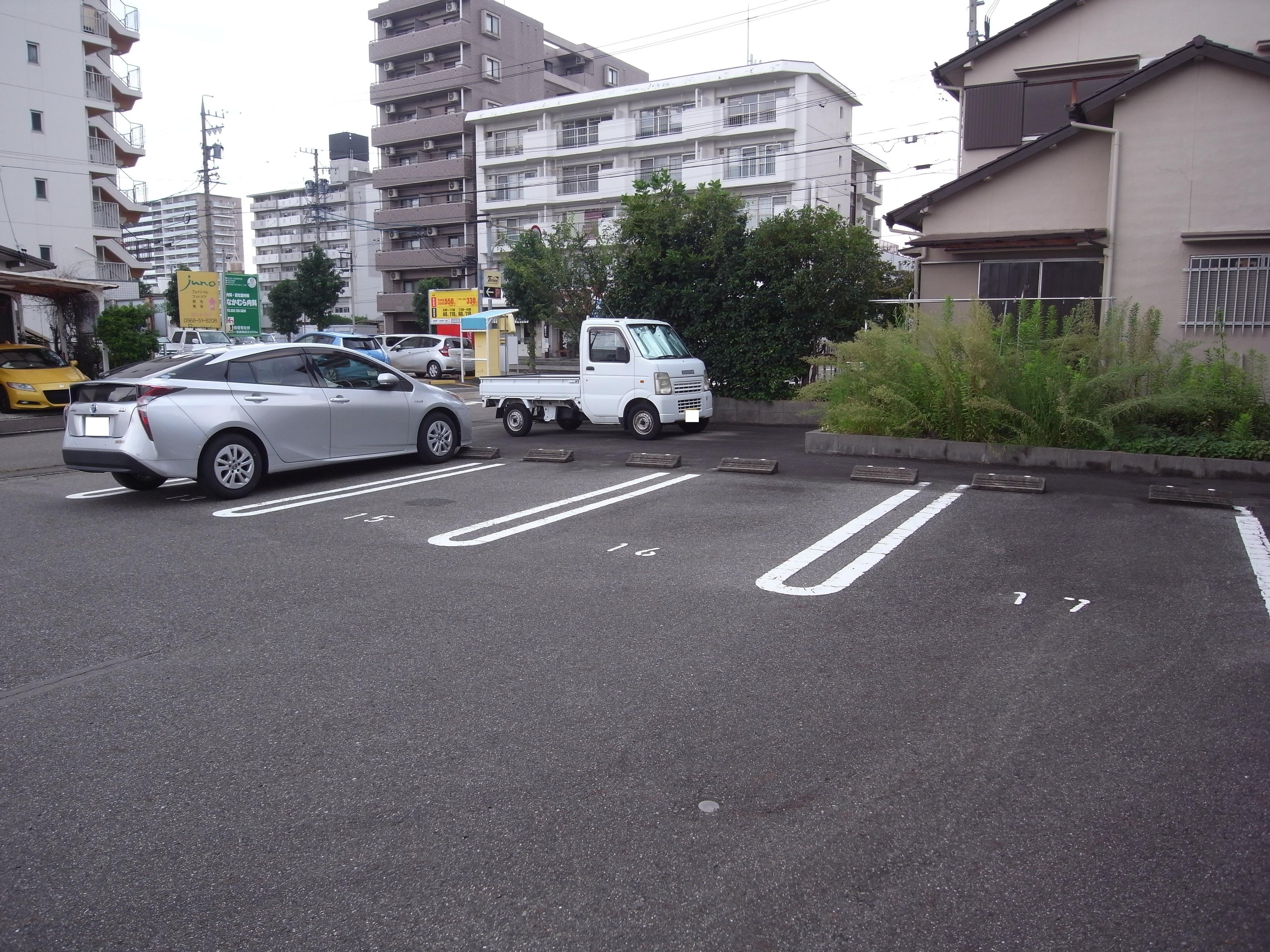 J-733の外観・駐車場イメージ1枚目