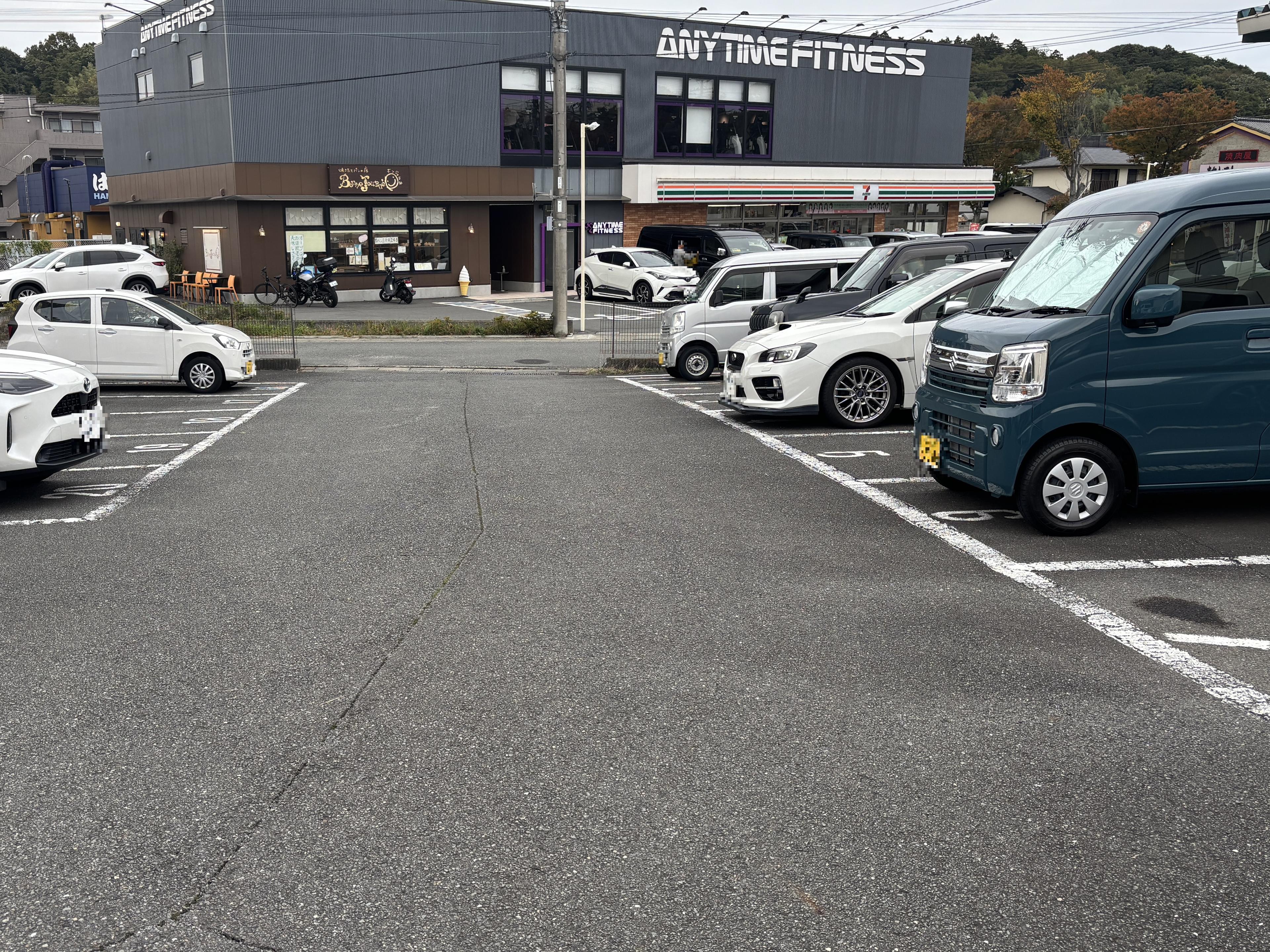 岡津パーキングⅡの外観・駐車場イメージ2枚目