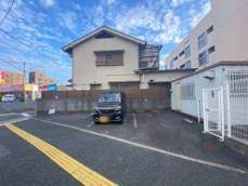 梶山ガレージの外観・駐車場イメージ1枚目