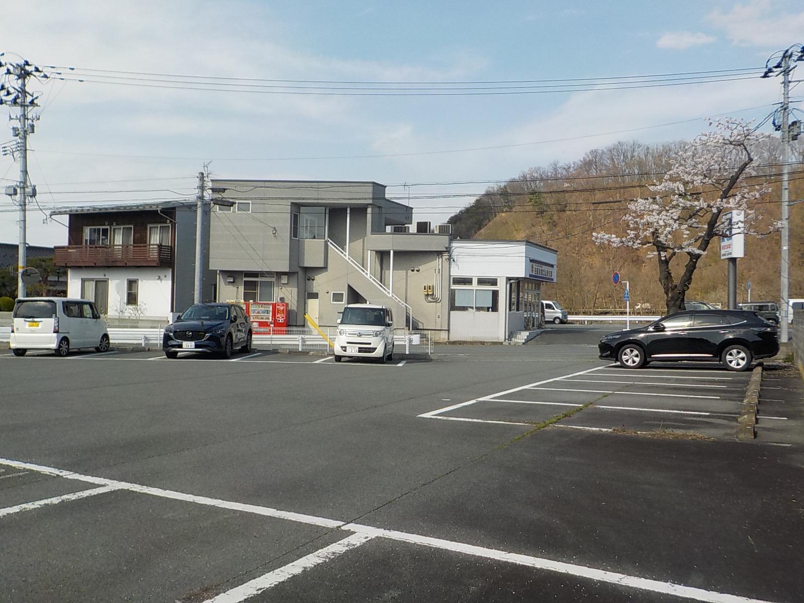 緑町四丁目パーキングの外観・駐車場イメージ1枚目