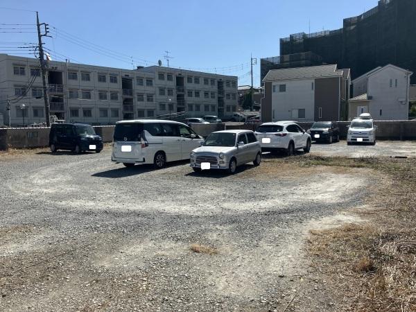 井野台3丁目海老原駐車場の外観・駐車場イメージ1枚目